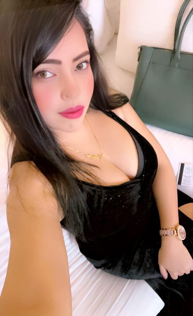 Model - Call Girls, Russian Escorts - by Seadrive Kolkata
